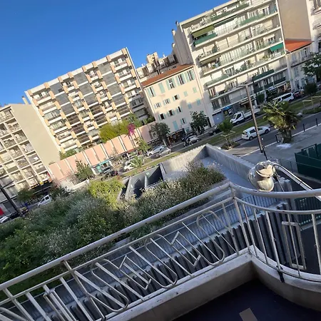 Spacieux 2 Minutes De La Appartamento Nizza