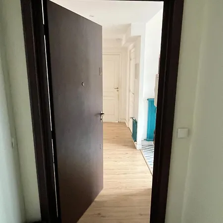 Spacieux 2 Minutes De La Appartamento *