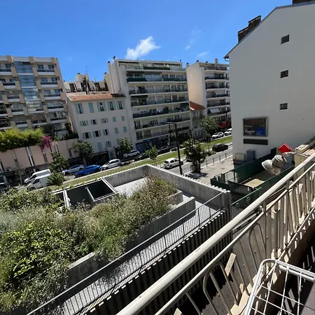 Spacieux 2 Minutes De La Appartamento Nizza