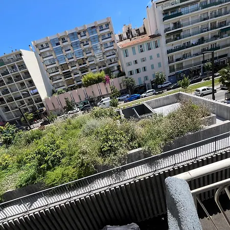 Spacieux 2 Minutes De La *
