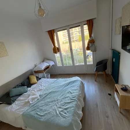 Spacieux 2 Minutes De La *